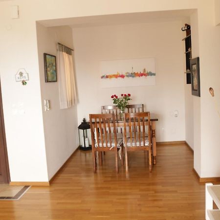 Grosses Haus Mit Traumhaftem Ausblick Διαμέρισμα Γεωργιούπολη Εξωτερικό φωτογραφία