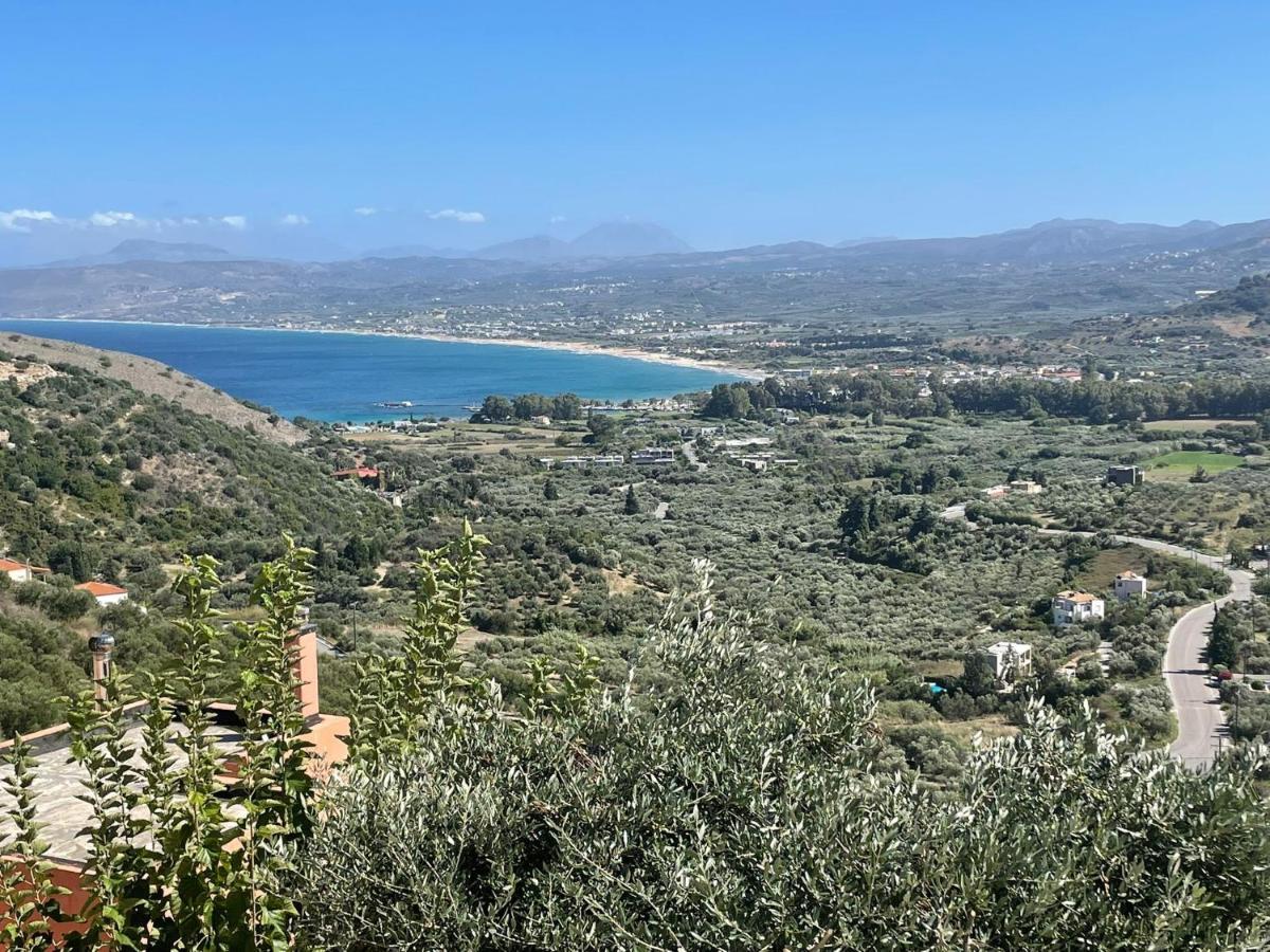 Grosses Haus Mit Traumhaftem Ausblick Διαμέρισμα Γεωργιούπολη Εξωτερικό φωτογραφία