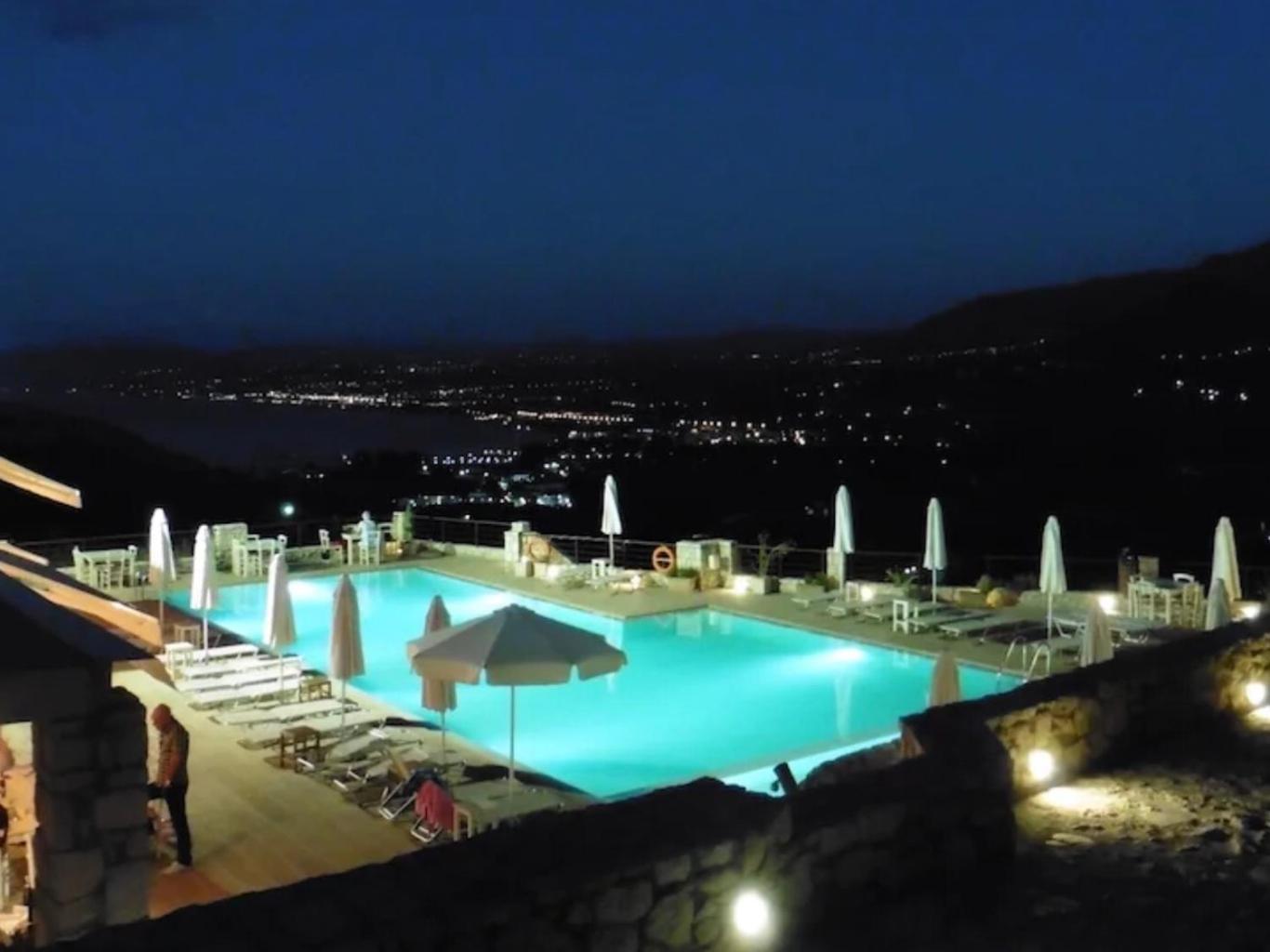 Grosses Haus Mit Traumhaftem Ausblick Διαμέρισμα Γεωργιούπολη Εξωτερικό φωτογραφία