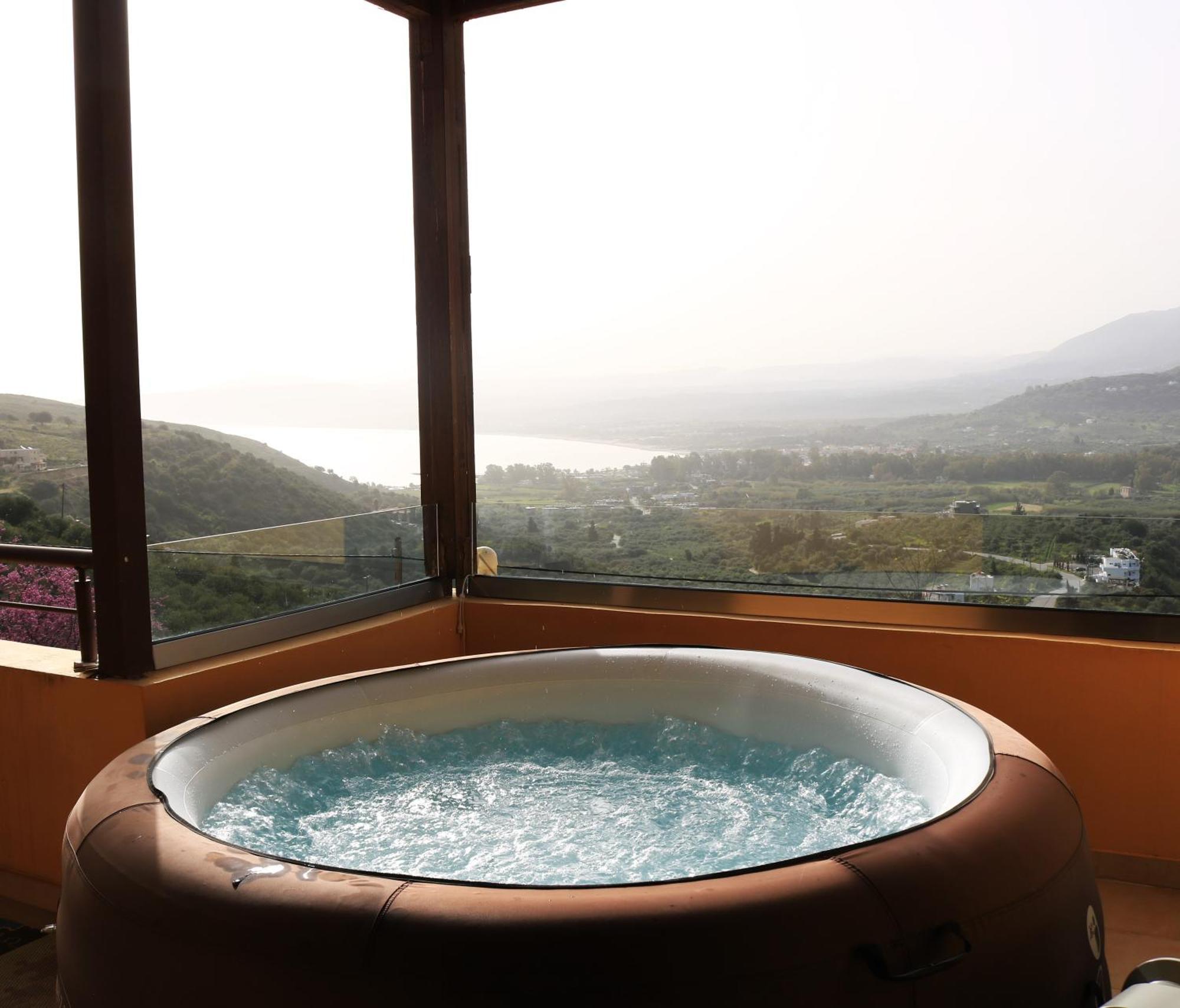 Grosses Haus Mit Traumhaftem Ausblick Διαμέρισμα Γεωργιούπολη Εξωτερικό φωτογραφία